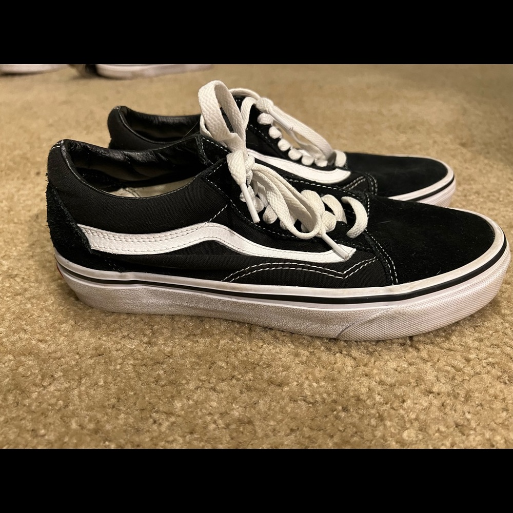Black old skool vans